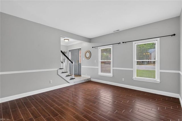 898 Gunston CT, Newport News, VA 23608