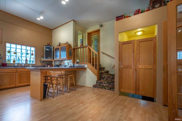 207 W Lincoln Highway, New Haven, IN 46774