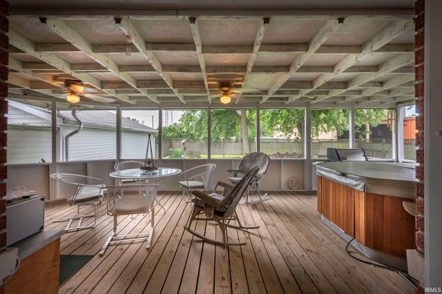 207 W Lincoln Highway, New Haven, IN 46774