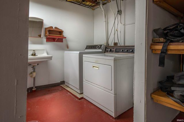 207 W Lincoln Highway, New Haven, IN 46774