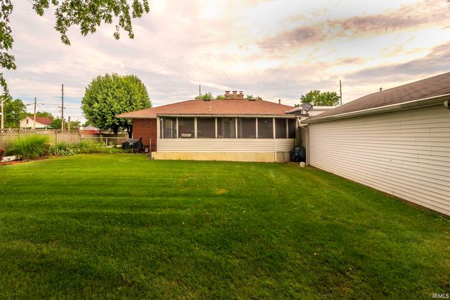 207 W Lincoln Highway, New Haven, IN 46774