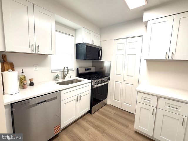147 HALCYON DR, New Castle, DE 19720
