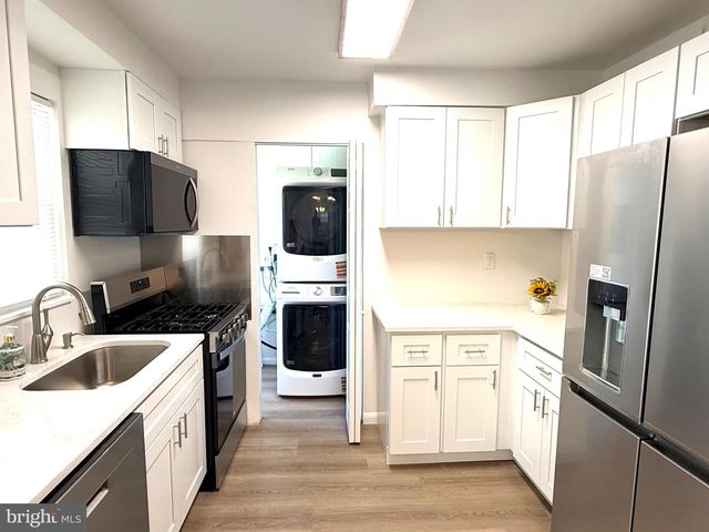 147 HALCYON DR, New Castle, DE 19720