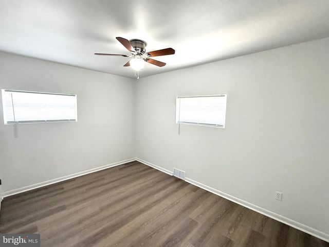 147 HALCYON DR, New Castle, DE 19720