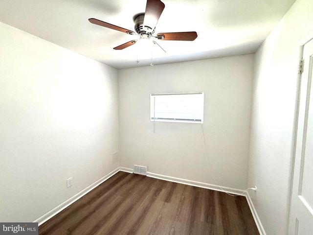 147 HALCYON DR, New Castle, DE 19720