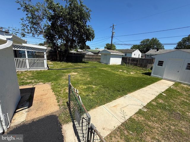 147 HALCYON DR, New Castle, DE 19720