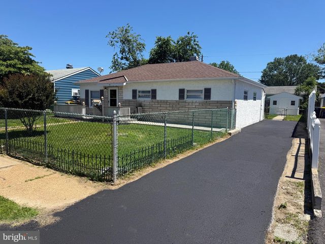 147 HALCYON DR, New Castle, DE 19720