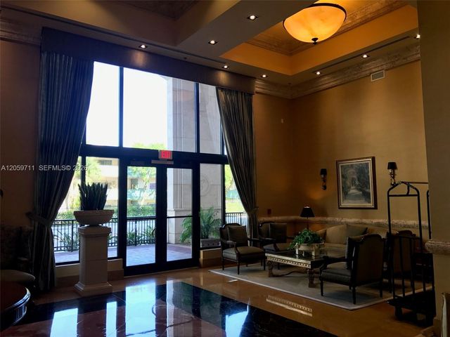 8390 SW 72nd Avenue 710, Miami, FL 33143