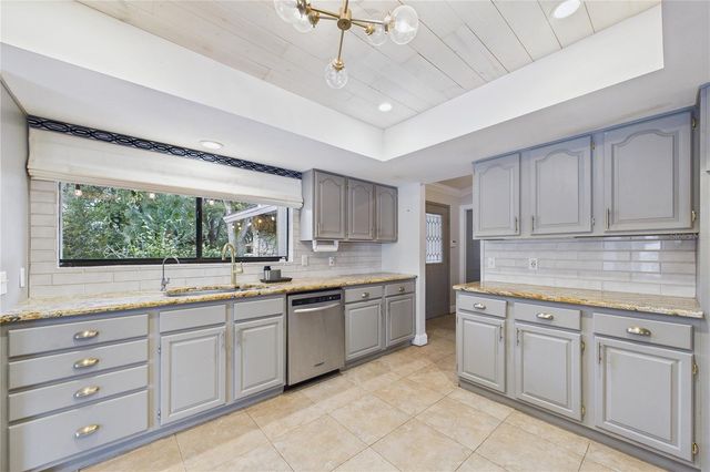 3264 MAJESTIC OAK DRIVE, St Cloud, FL 34771