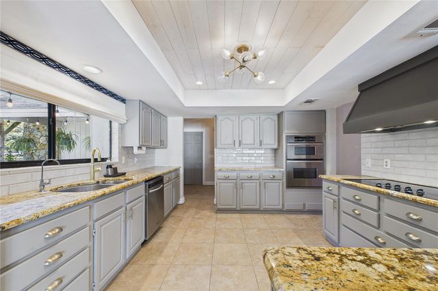 3264 MAJESTIC OAK DRIVE, St Cloud, FL 34771