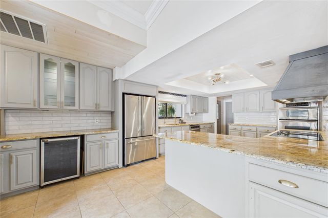 3264 MAJESTIC OAK DRIVE, St Cloud, FL 34771