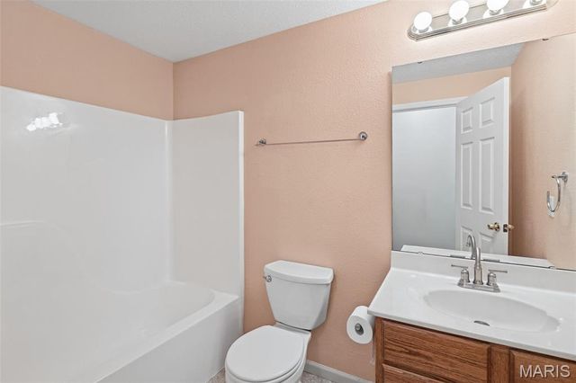 308 Macon Court, O'fallon, IL 62269
