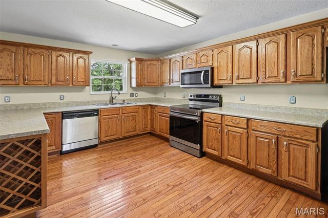 308 Macon Court, O'fallon, IL 62269