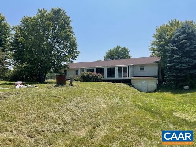 986 CELT RD, Stanardsville, VA 22973