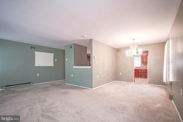 987 WESTMINSTER DR N, Southampton, NJ 08088