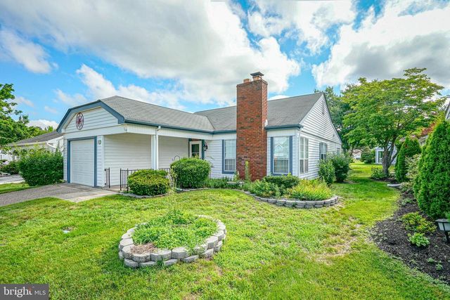 987 WESTMINSTER DR N, Southampton, NJ 08088