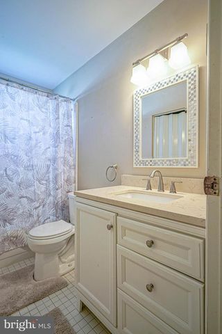 987 WESTMINSTER DR N, Southampton, NJ 08088