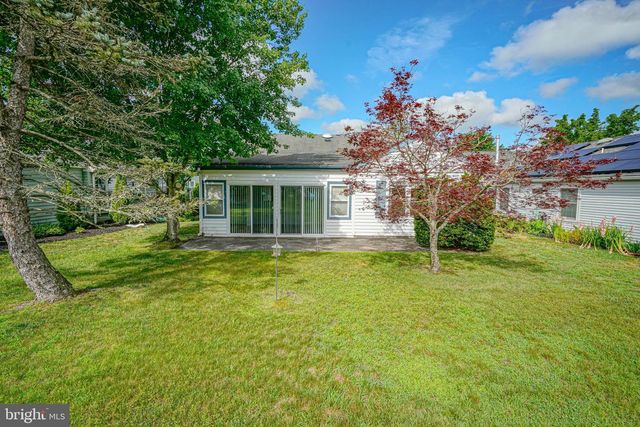 987 WESTMINSTER DR N, Southampton, NJ 08088