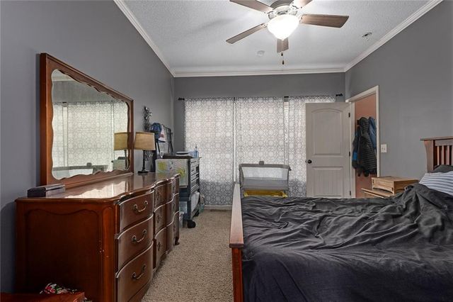 1857 Praun Lane, Kansas City, KS 66102