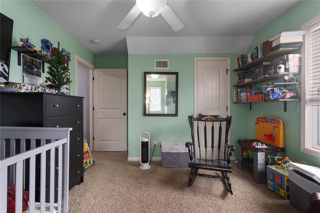 1857 Praun Lane, Kansas City, KS 66102