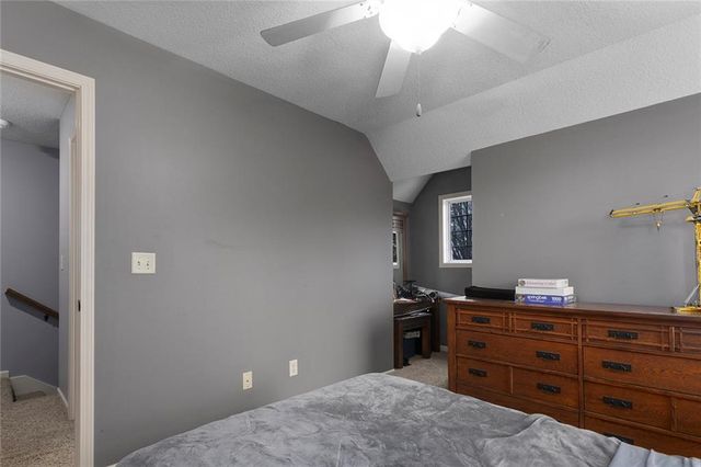 1857 Praun Lane, Kansas City, KS 66102