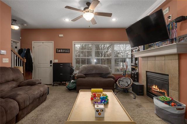 1857 Praun Lane, Kansas City, KS 66102