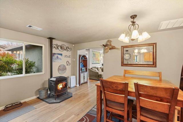 438 Westminster Drive, Eagle Point, OR 97524