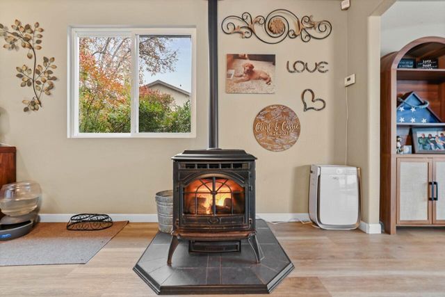 438 Westminster Drive, Eagle Point, OR 97524