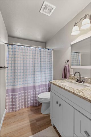 438 Westminster Drive, Eagle Point, OR 97524