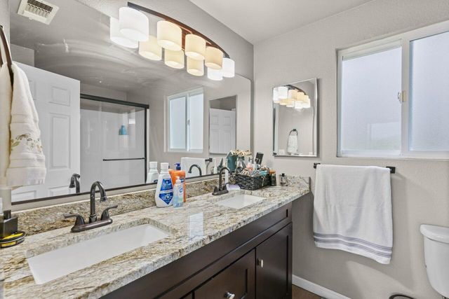 438 Westminster Drive, Eagle Point, OR 97524