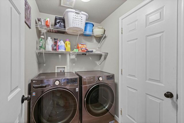 438 Westminster Drive, Eagle Point, OR 97524