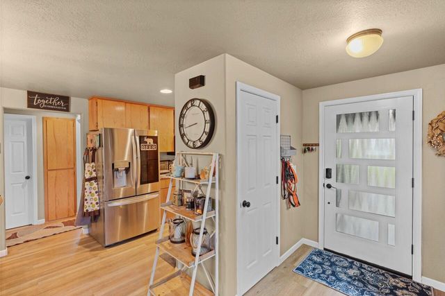 438 Westminster Drive, Eagle Point, OR 97524