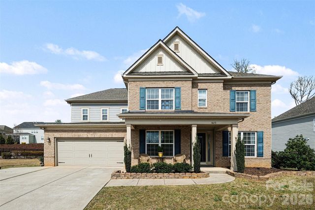 8651 Shadetree Street, Huntersville, NC 28078