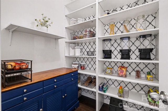 8651 Shadetree Street, Huntersville, NC 28078