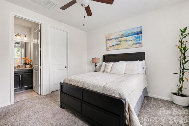 8651 Shadetree Street, Huntersville, NC 28078