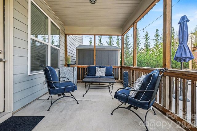 8651 Shadetree Street, Huntersville, NC 28078