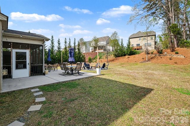 8651 Shadetree Street, Huntersville, NC 28078