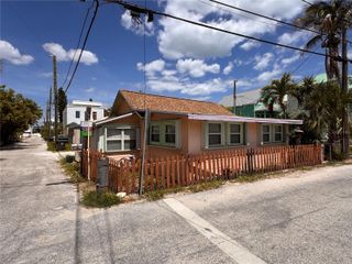 101 95TH AVENUE, Treasure Island, FL 33706