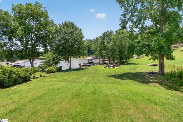 121 Stanridge Court, Easley, SC 29640