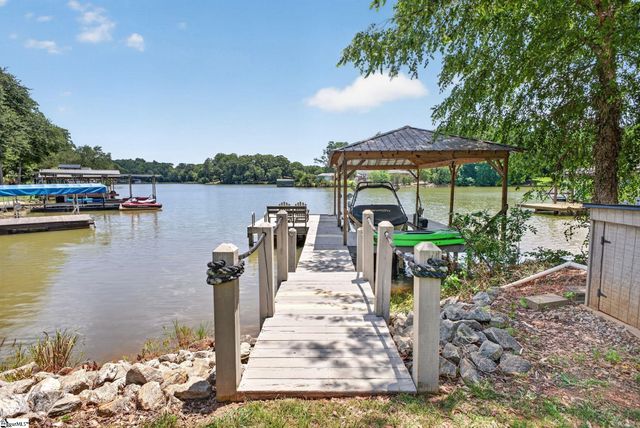 121 Stanridge Court, Easley, SC 29640