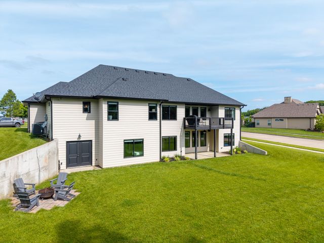 625 BLACK WOLF LP, Columbia, MO 65201