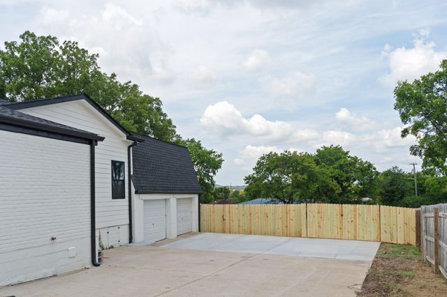 500 Lanier Dr, Madison, TN 37115