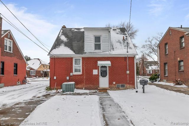 2343 17th Street, Wyandotte, MI 48192