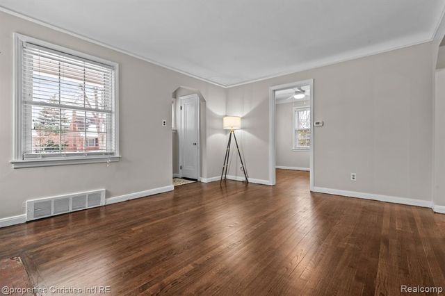 2343 17th Street, Wyandotte, MI 48192