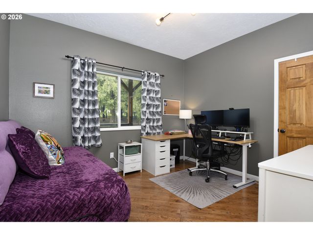 26840 S SKINNER Rd, Estacada, OR 97023