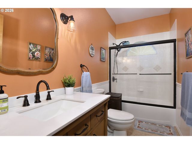 26840 S SKINNER Rd, Estacada, OR 97023