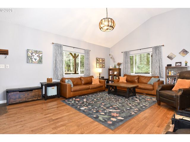 26840 S SKINNER Rd, Estacada, OR 97023