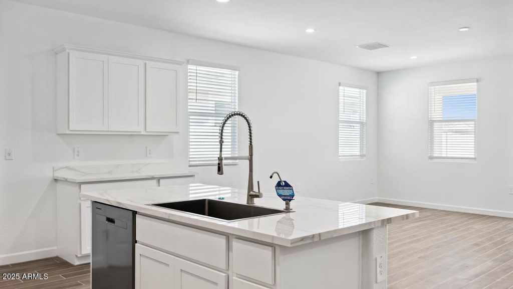 9292 S Midland Drive, Apache Junction, AZ 85120 — photo 3