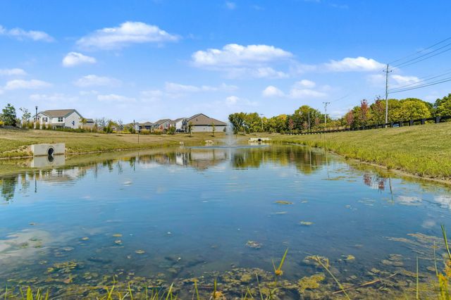 400 Garnet Ranch Drive, Delaware, OH 43015