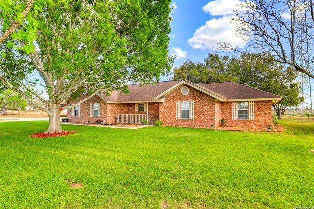 8416 Fm 541, Stockdale, TX 78160